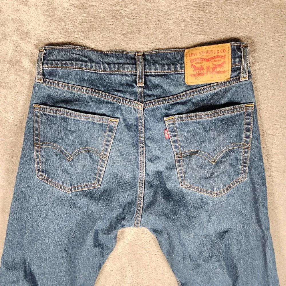 Levi's 505 Regular Fit Jeans Mens 32x30 Blue Excellent Straight Leg Denim - Picture 11 of 13